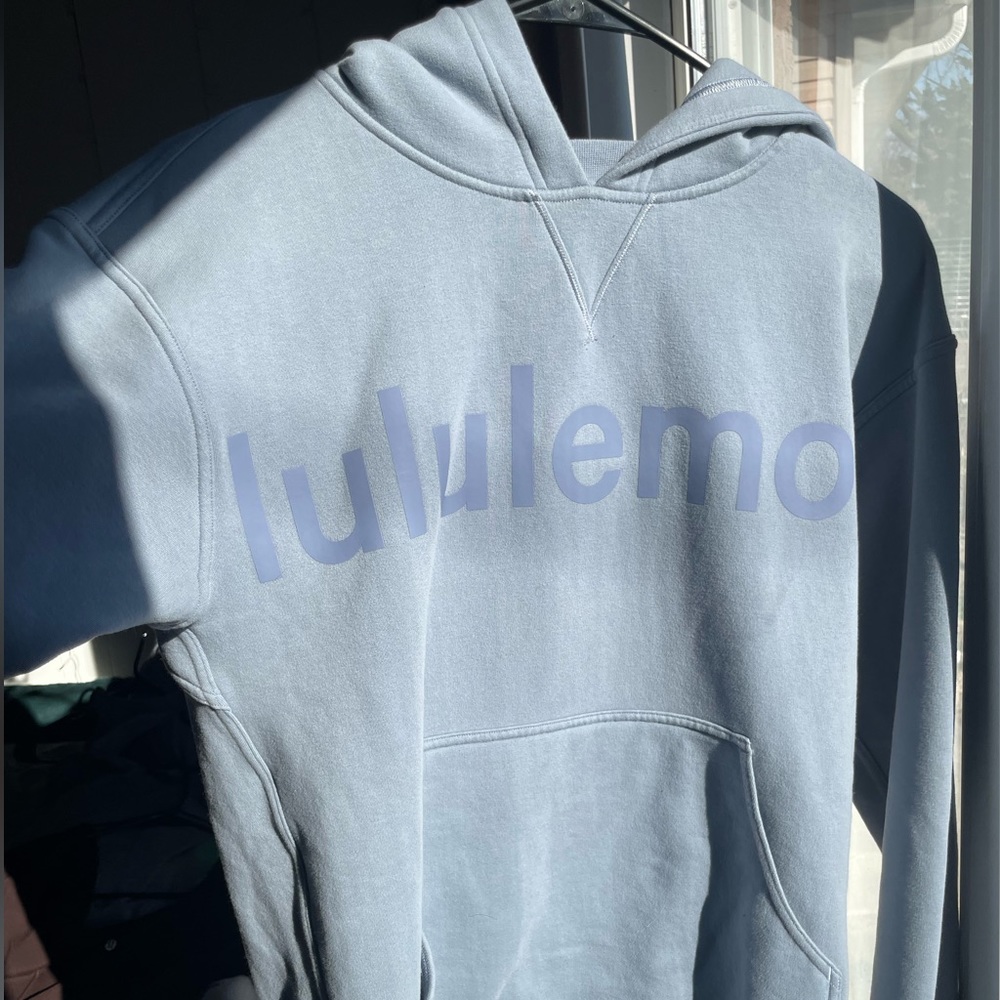 blue lululemon hoodie